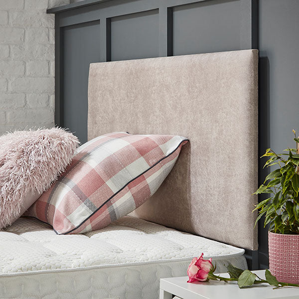 flat headboard strutted uholstered fabric